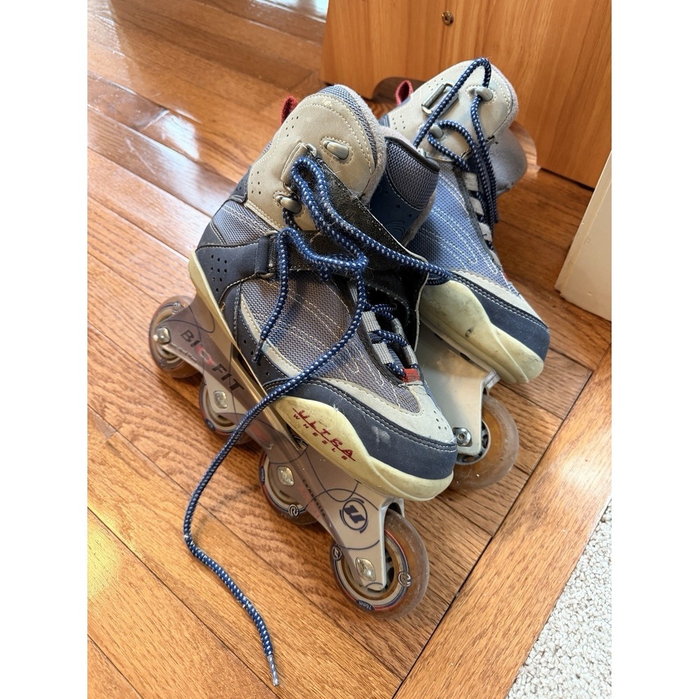 Vintage Inline Skates: Ultra Wheels, Women's Size 8